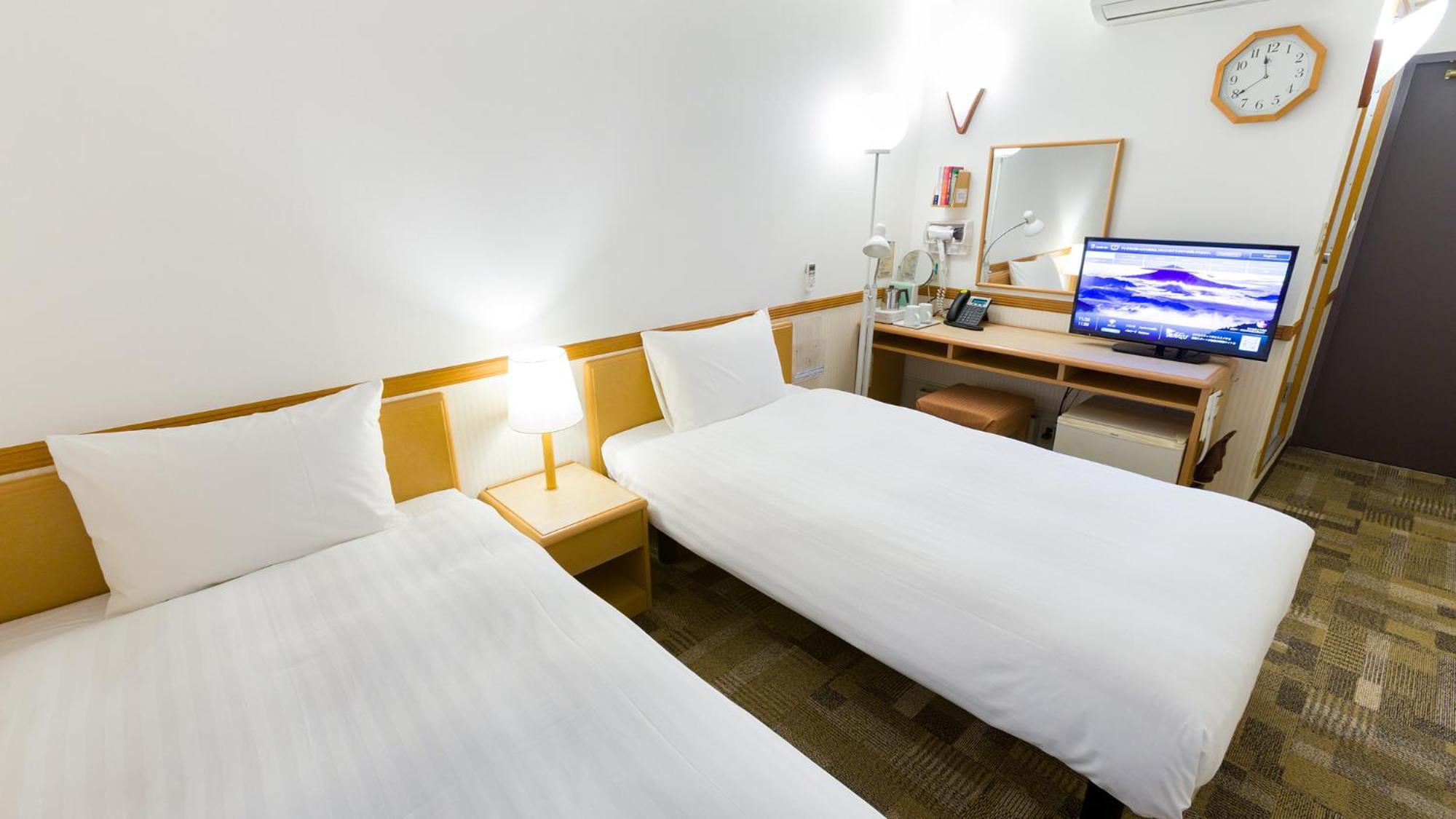 Toyoko Inn Shin-Yokohama Ekimae Shinkan Habitación foto