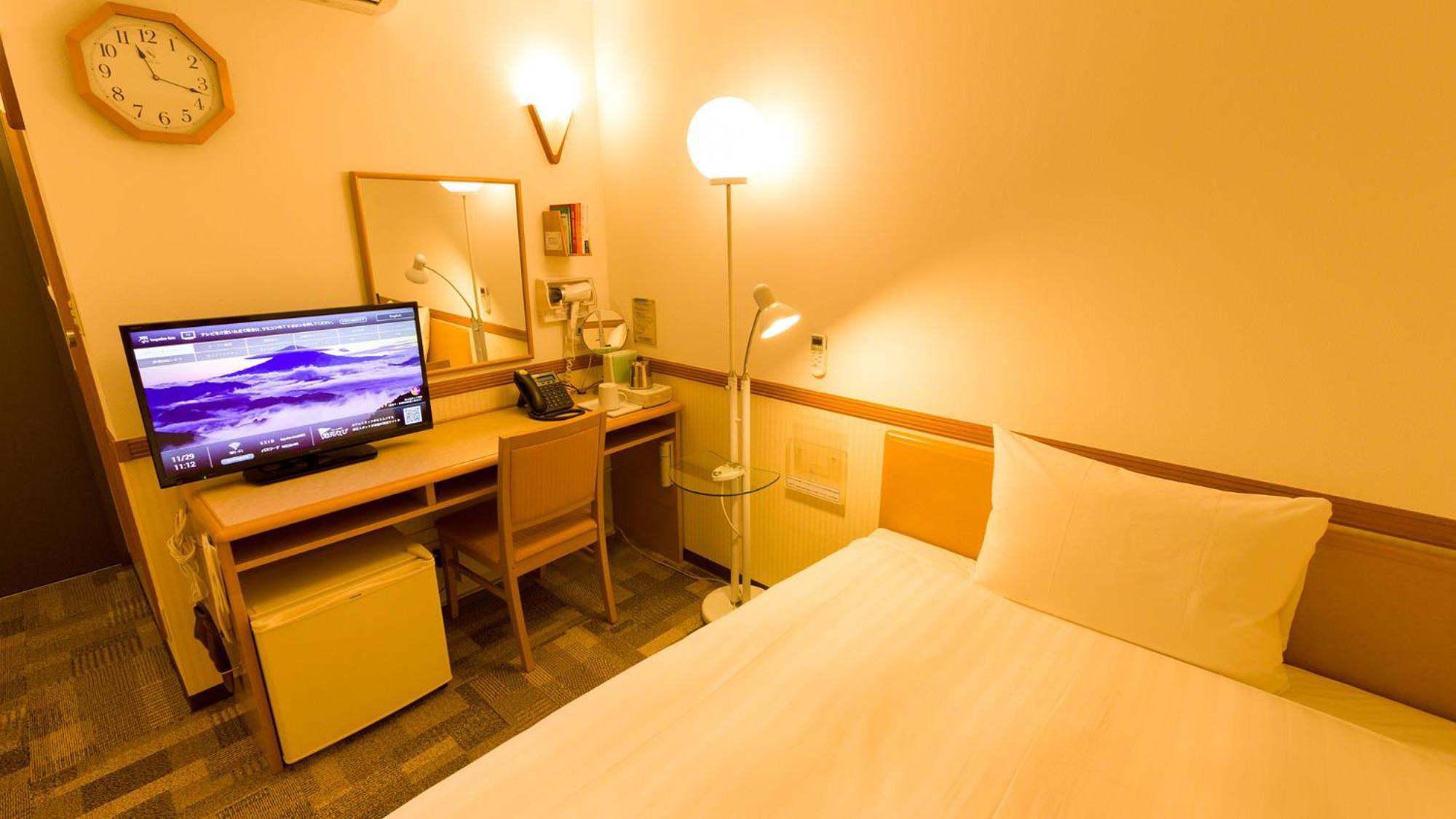 Toyoko Inn Shin-Yokohama Ekimae Shinkan Habitación foto