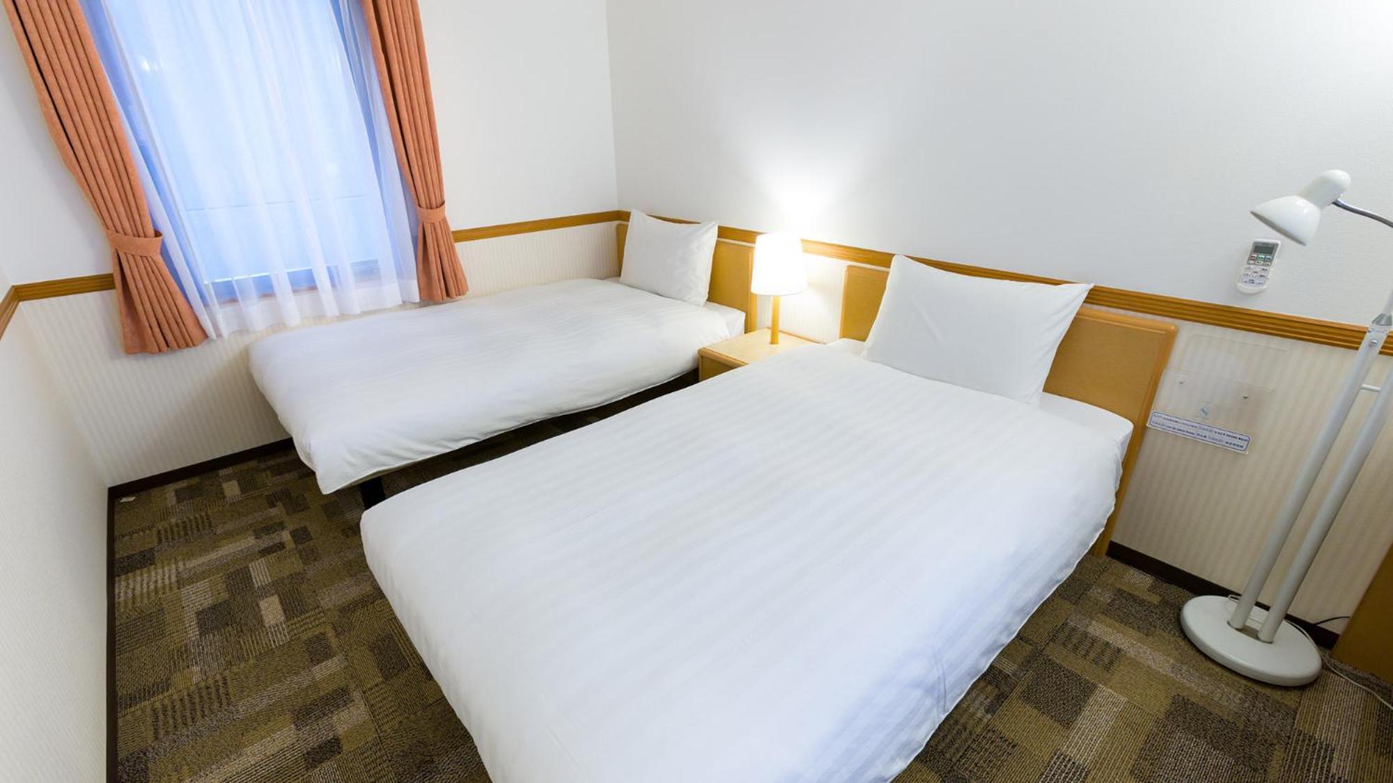 Toyoko Inn Shin-Yokohama Ekimae Shinkan Habitación foto