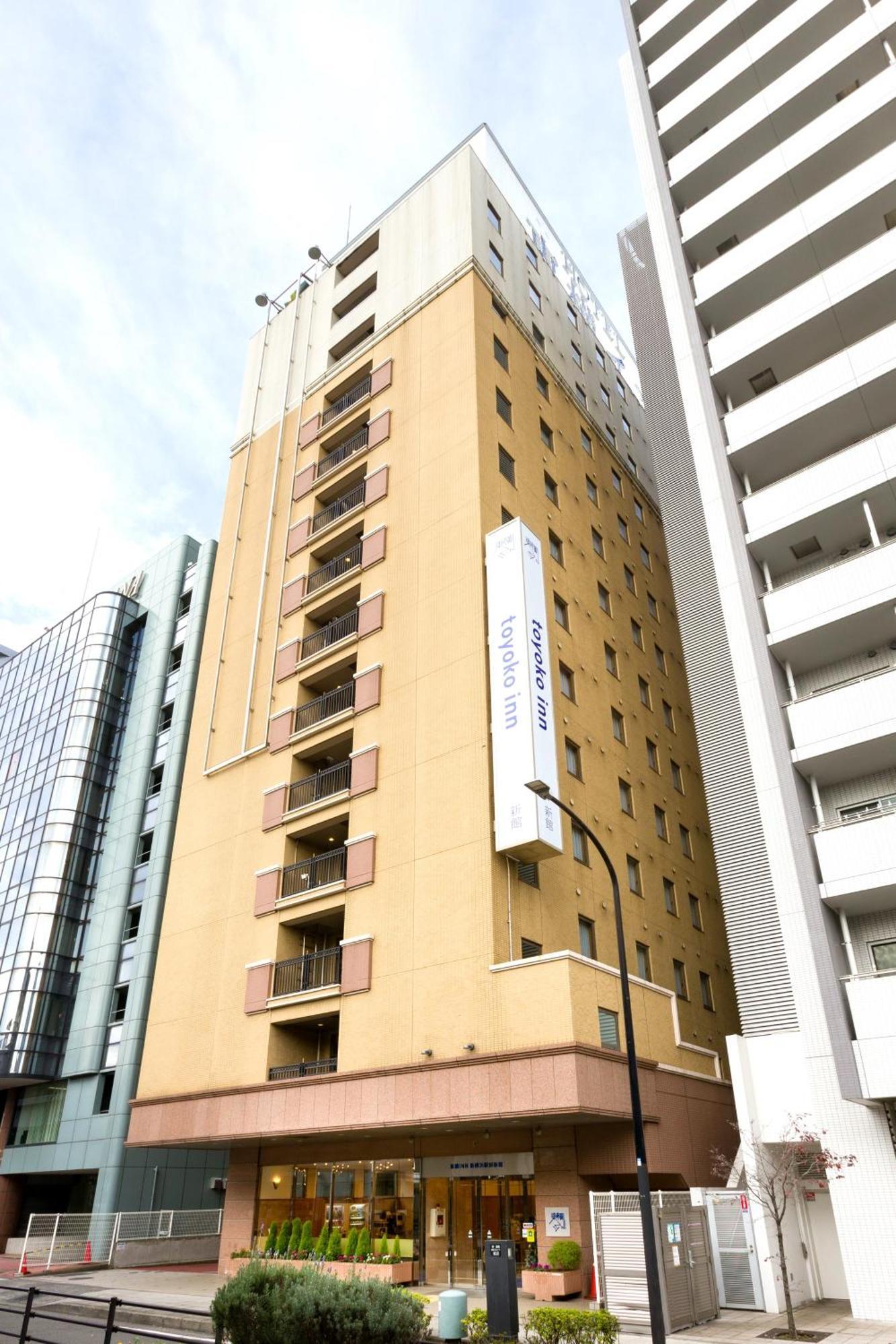 Toyoko Inn Shin-Yokohama Ekimae Shinkan Exterior foto